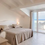 Lido Ξενοδοχείο 4*