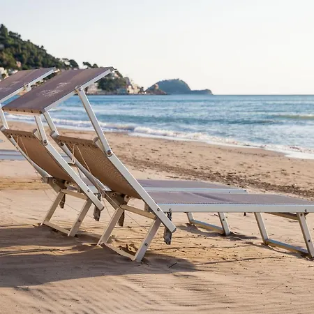 Szálloda Lido Alassio